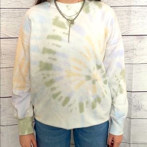 tye-dye crew neck sweatshirt